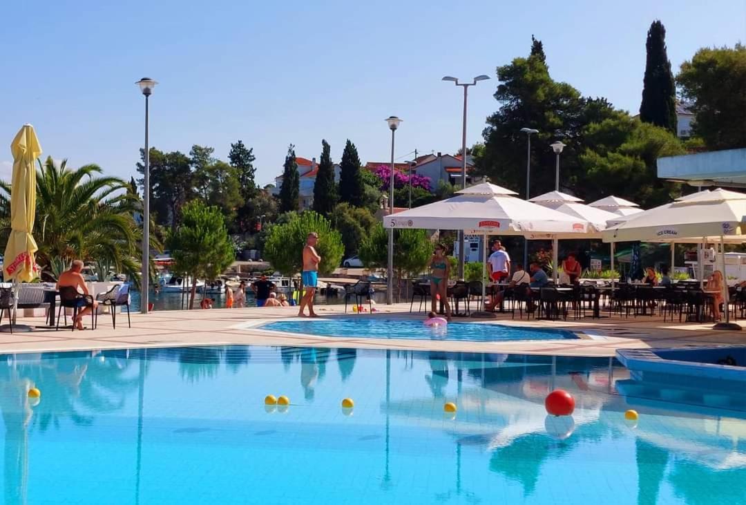 Villa Senka Нечуям Экстерьер фото